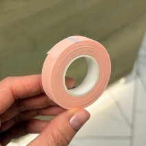 Скотч (лента для изоляции) для ресниц бумажный, розовый